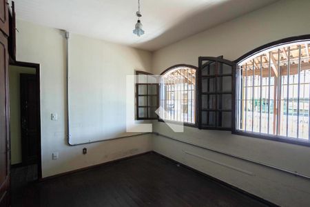 Suíte  de casa para alugar com 4 quartos, 210m² em Ressaca, Contagem