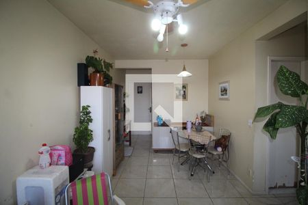 Sala de apartamento à venda com 2 quartos, 50m² em Rubem Berta, Porto Alegre