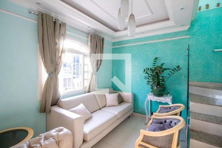 Casa à venda com 4 quartos, 400m² em Vila Indiana, São Paulo