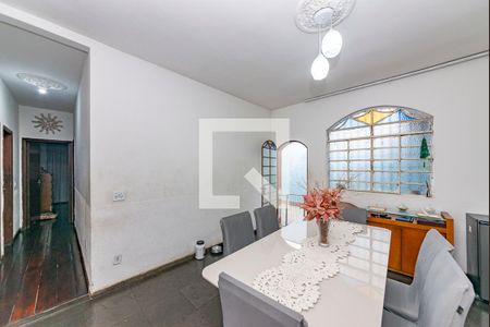 Casa à venda com 3 quartos, 360m² em Alto Caiçaras, Belo Horizonte