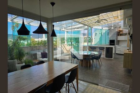 Apartamento à venda com 3 quartos, 156m² em Itaipu, Niterói