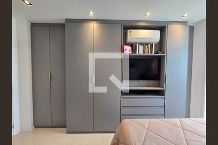 Apartamento à venda com 3 quartos, 156m² em Itaipu, Niterói