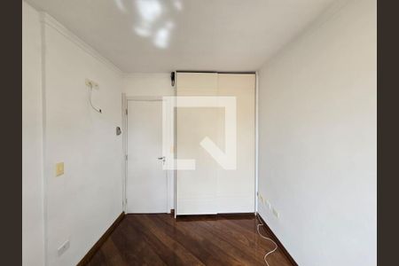 Suíte  de casa de condomínio para alugar com 3 quartos, 119m² em Vila Endres, Guarulhos