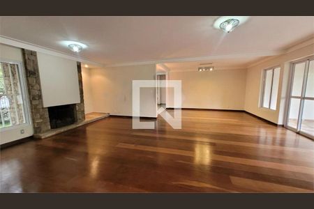 Casa à venda com 3 quartos, 320m² em Santo Amaro, São Paulo