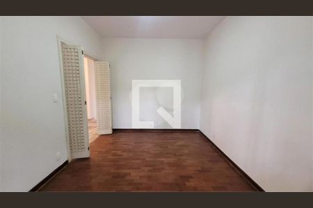 Casa à venda com 3 quartos, 320m² em Santo Amaro, São Paulo