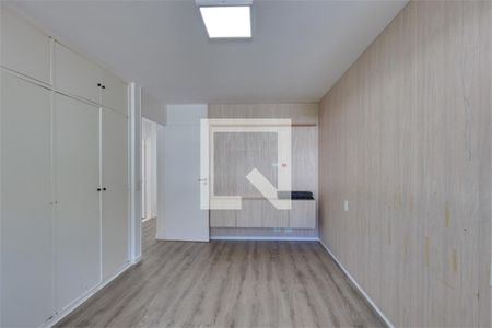 Casa à venda com 4 quartos, 364m² em Chácara Monte Alegre, São Paulo