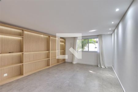 Casa à venda com 4 quartos, 364m² em Chácara Monte Alegre, São Paulo