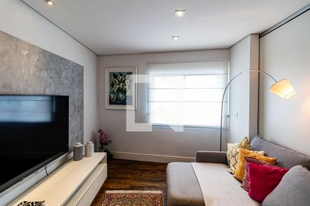 Suite 01 de casa à venda com 3 quartos, 400m² em Alto de Pinheiros, São Paulo