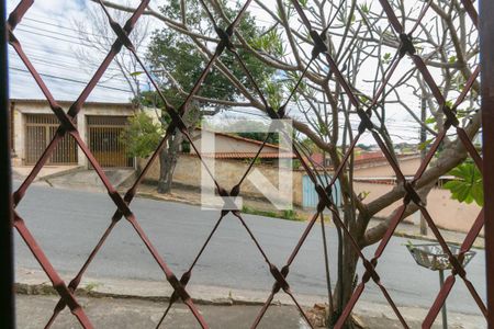 Casa para alugar com 3 quartos, 95m² em Dom Bosco, Belo Horizonte