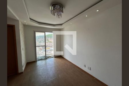 Apartamento para alugar com 2 quartos, 44m² em Cascadura, Rio de Janeiro