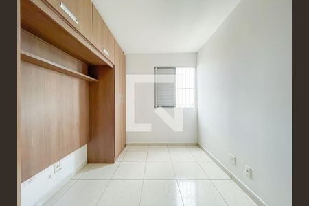 Quarto 1 de apartamento para alugar com 2 quartos, 55m² em Bandeiras, Osasco