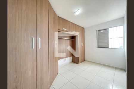 Quarto 1 de apartamento para alugar com 2 quartos, 55m² em Bandeiras, Osasco