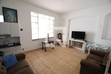 Sala de casa para alugar com 2 quartos, 245m² em Vila Itapura, Campinas