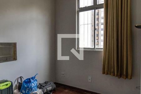 Quarto 2 de apartamento para alugar com 2 quartos, 70m² em Grajaú, Belo Horizonte