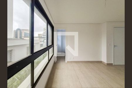 Apartamento à venda com 3 quartos, 92m² em Lourdes, Belo Horizonte