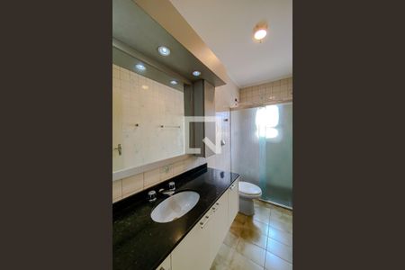 Banheiro da Suíte de casa para alugar com 3 quartos, 190m² em Vila Invernada, São Paulo