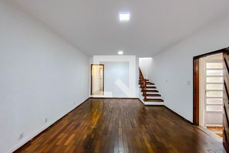 Sala de casa para alugar com 3 quartos, 190m² em Vila Invernada, São Paulo