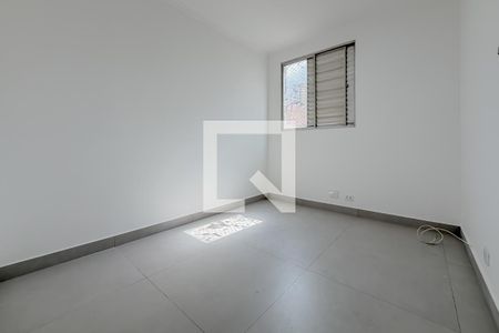 Quarto 1 de apartamento para alugar com 2 quartos, 55m² em Liberdade, São Paulo