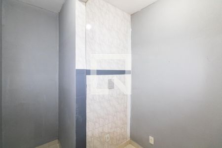 Quarto 1 de casa para alugar com 2 quartos, 40m² em Inhoaíba, Rio de Janeiro