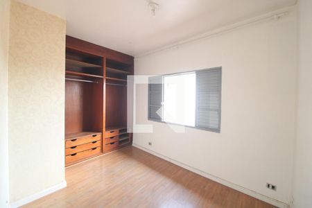 Casa para alugar com 3 quartos, 250m² em Vila Santana, São Paulo
