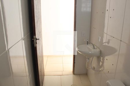 Banheiro de casa de condomínio para alugar com 3 quartos, 77m² em Jardim Nova Coimbra, Cotia