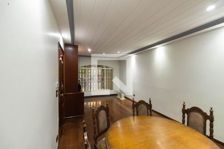 Casa para alugar com 3 quartos, 150m² em Jardim Primavera, São Paulo