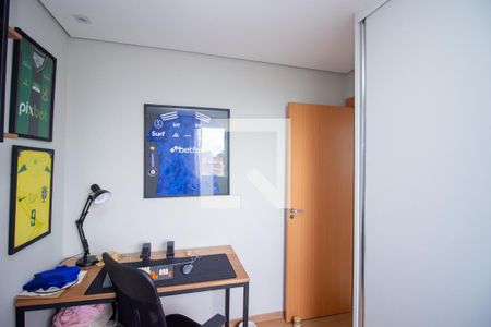 Quarto 2 de apartamento para alugar com 2 quartos, 48m² em Cabral, Contagem