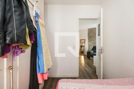 Quarto 1 de apartamento para alugar com 2 quartos, 54m² em Jardim Monte Alegre, Taboão da Serra
