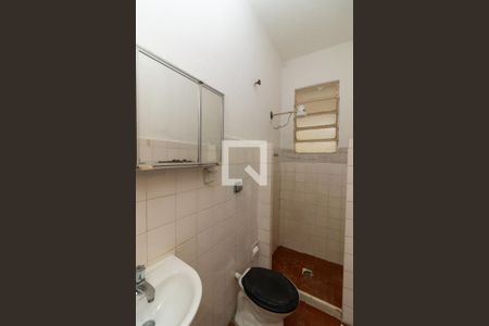 Banheiro  de casa para alugar com 1 quarto, 40m² em Bento Ribeiro, Rio de Janeiro