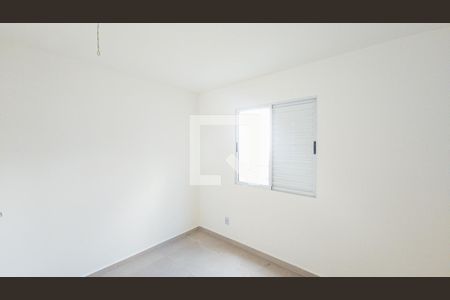 Quarto 2 de casa de condomínio para alugar com 2 quartos, 63m² em Jardim Mutinga, Osasco