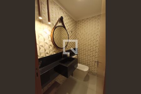 Banheiro 1 de apartamento para alugar com 3 quartos, 110m² em Centro, Uberlândia