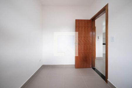 Quarto 1 de apartamento para alugar com 2 quartos, 35m² em Vila Santa Teresa, São Paulo