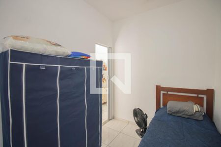 Quarto 1 de casa de condomínio para alugar com 1 quarto, 30m² em Coelho, São Gonçalo