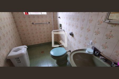 Banheiro Social  de casa à venda com 1 quarto, 150m² em Santa Maria, São Caetano do Sul