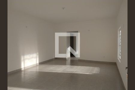 Casa à venda com 3 quartos, 169m² em Vila Carminha, Campinas