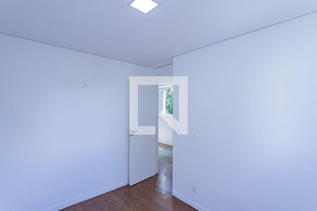 Quarto 2 de apartamento para alugar com 2 quartos, 53m² em Jardim Iris, São Paulo