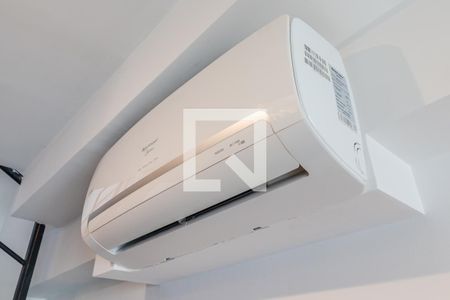 Sala de apartamento para alugar com 1 quarto, 86m² em Pinheiros, São Paulo