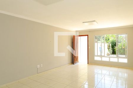 Sala de casa de condomínio à venda com 4 quartos, 104m² em Itaquera, São Paulo