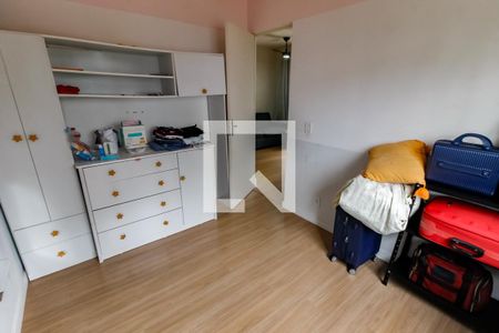 Quarto 1 de apartamento para alugar com 2 quartos, 55m² em Vila Suzana, São Paulo