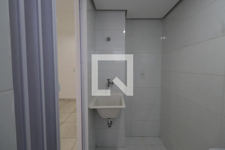 Banheiro de kitnet/studio para alugar com 1 quarto, 35m² em Tatuapé, São Paulo