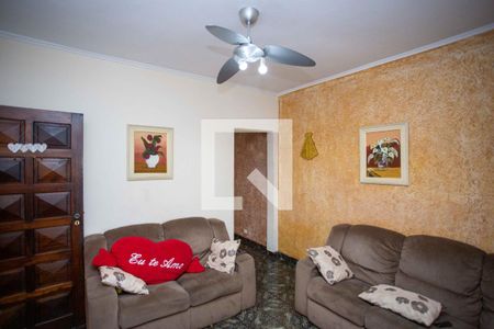 Sala de TV de casa à venda com 4 quartos, 245m² em Campanário, Diadema