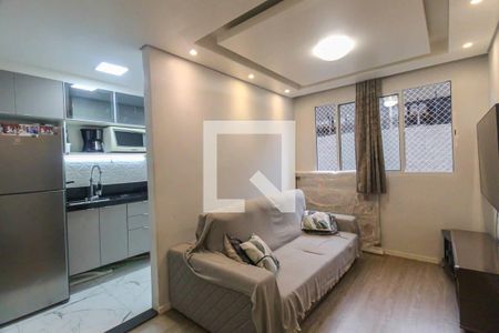 Sala de apartamento para alugar com 2 quartos, 41m² em Parque São Lourenço, São Paulo
