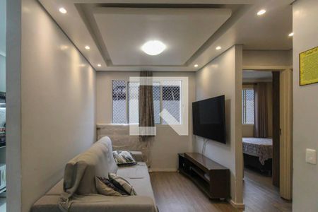 Sala de apartamento para alugar com 2 quartos, 41m² em Parque São Lourenço, São Paulo