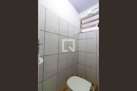 Banheiro de casa para alugar com 1 quarto, 35m² em Americanópolis, São Paulo