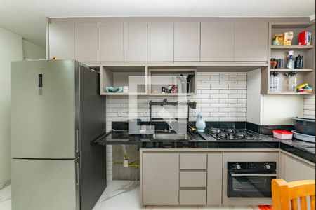 Cozinha de apartamento para alugar com 2 quartos, 55m² em Salgado Filho, Belo Horizonte
