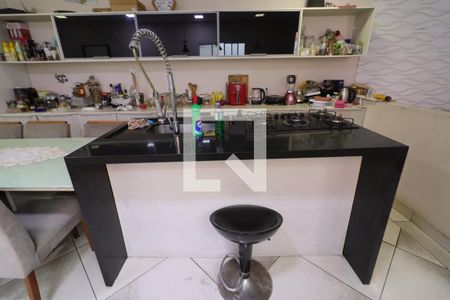 Cozinha de casa para alugar com 1 quarto, 200m² em Baronesa, Osasco