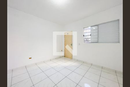 Quarto de casa para alugar com 1 quarto, 200m² em Baronesa, Osasco