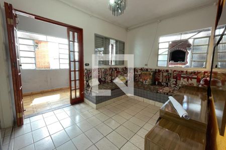 Casa para alugar com 2 quartos, 120m² em Vila Renato, São Paulo