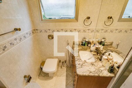 Banheiro da Suíte de apartamento à venda com 5 quartos, 160m² em Liberdade, São Paulo