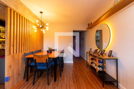 Sala de apartamento à venda com 2 quartos, 84m² em Vila Ivone, São Paulo